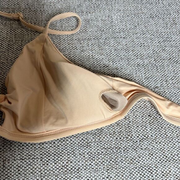 Bromelia Bikini Top Padded Beige Nude UV 50 Belo Horizonte Size XL NWT - Picture 7 of 7